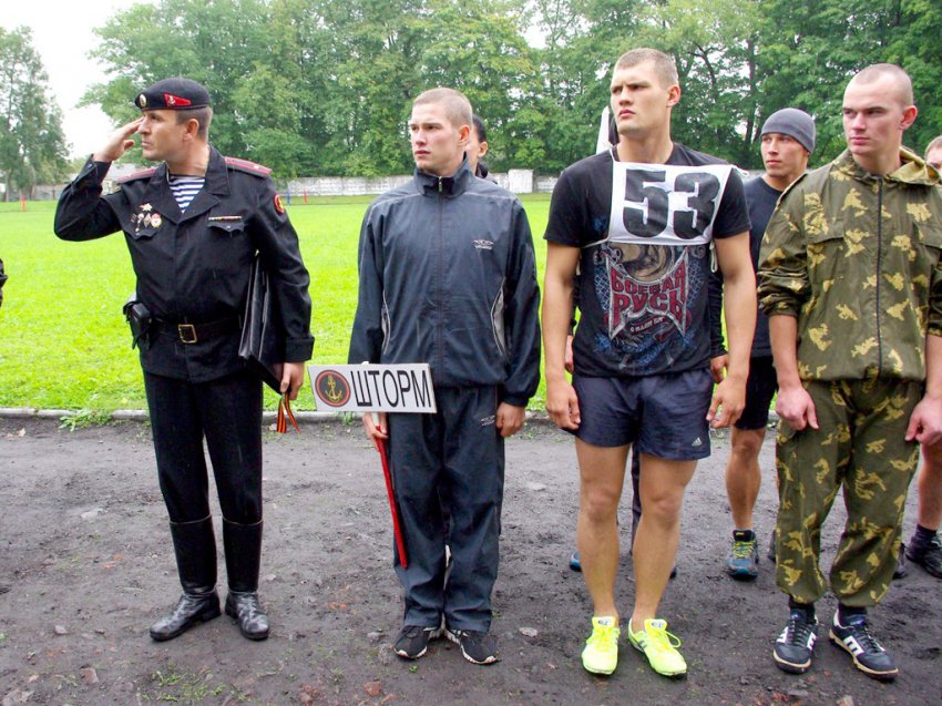 Гвардии майор А.Лебедев — магистр спортивных наук