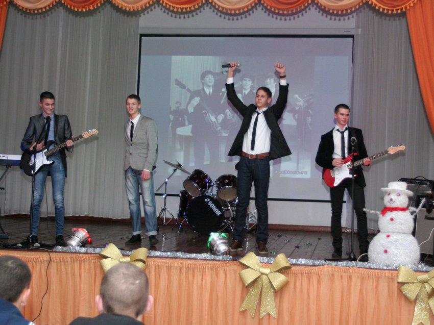 Кадеты споют по-английски