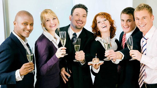 Прикольные поздравления с Новым 2019 годом кабана для коллег в стихах, прозе, картинки Прикольные поздравления с Новым 2019 годом кабана для коллег в стихах, прозе, картинки