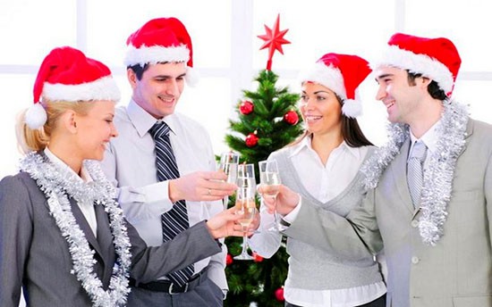 Прикольные поздравления с Новым 2019 годом кабана для коллег в стихах, прозе, картинки Прикольные поздравления с Новым 2019 годом кабана для коллег в стихах, прозе, картинки