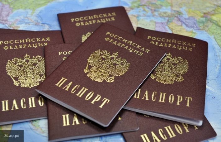 Госдума одобрила упрощение получения гражданства жителям Донбасса и Украины, последние новости