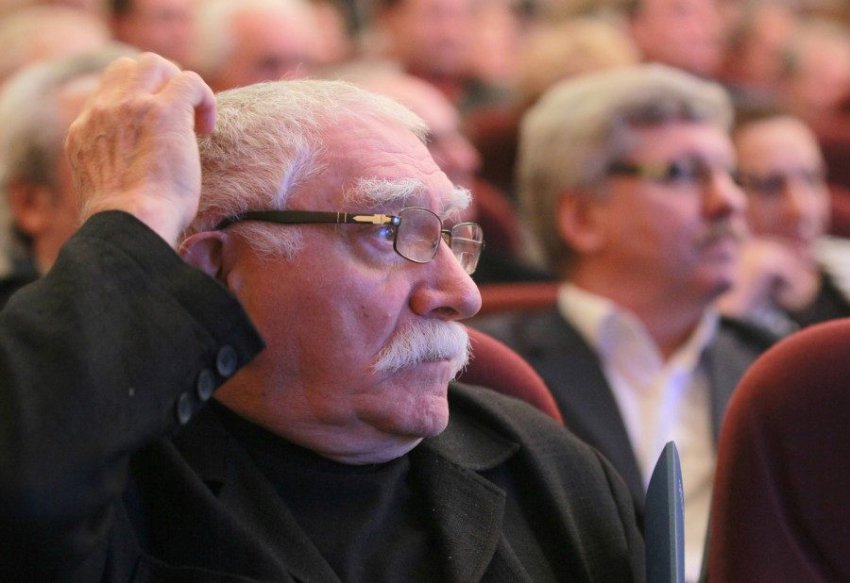 Ясновидящая Галина Янко рассказала о здоровье Армена Джигарханяна Ясновидящая Галина Янко рассказала о здоровье Армена Джигарханяна