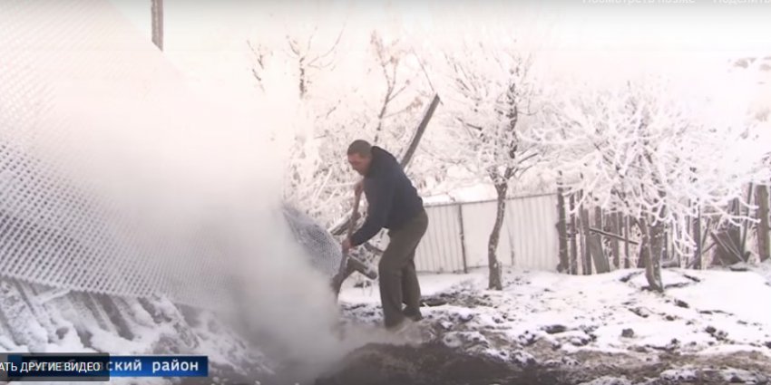 В поселке Башкортостана уже три месяца из-под земли валит загадочный дым