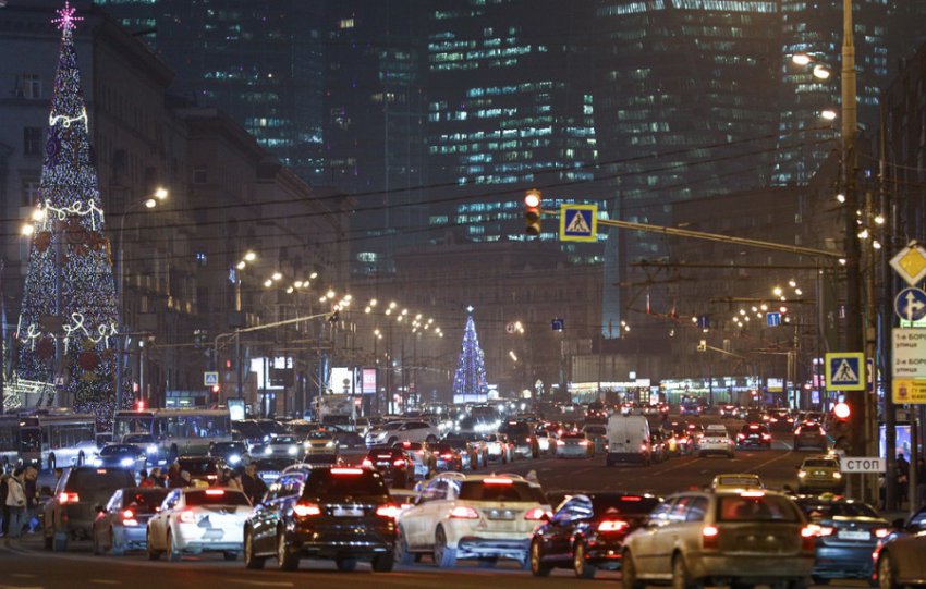 В Москве начала действовать нейронная сеть фиксации нарушений ПДД В Москве начала действовать нейронная сеть фиксации нарушений ПДД