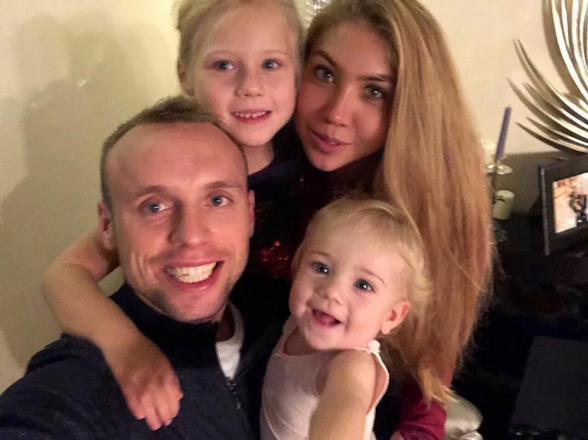 Дениса Глушакова подозревают в финансовых махинациях и подкупе полицейских