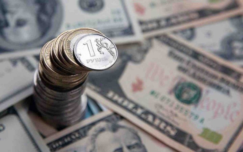 Официальный курс валют сегодня 28 декабря 2018: рубль к доллару и евро, прогноз, на сколько подорожает доллар на новогодние праздники