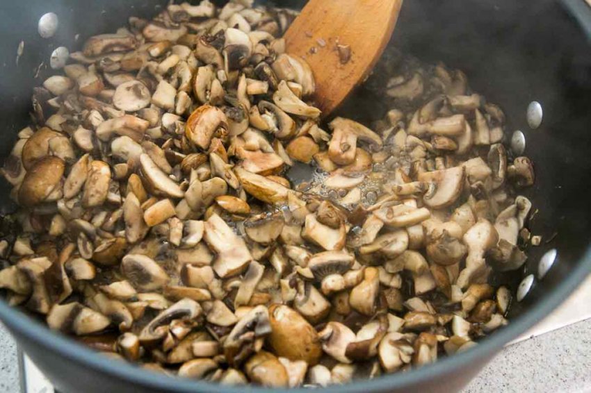 Салаты на Новый год 2019 год Желтой Земляной Свиньи (Кабана), простые и вкусные рецепты