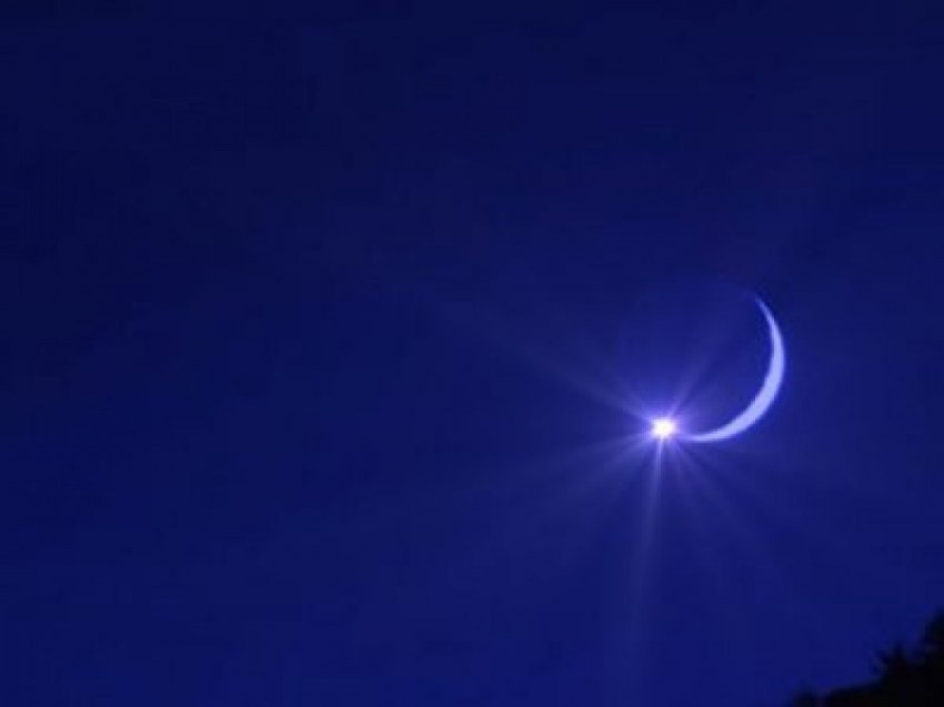 Когда растущая Луна в январе 2019 для стрижки волос