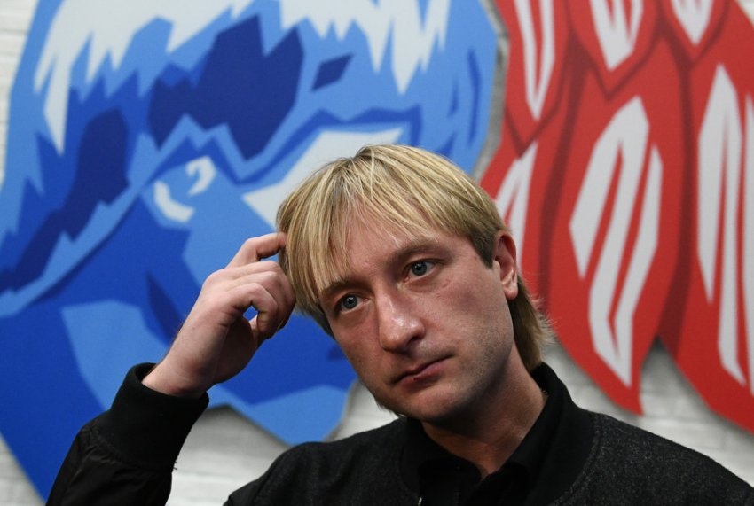Евгений Плющенко выразил презрение журналистам телеканала Рен ТВ