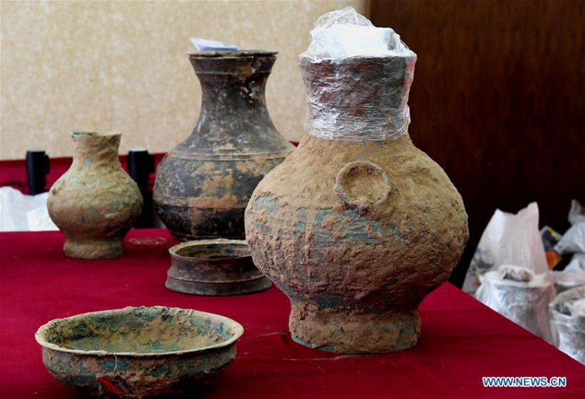 В 2000-летней китайской гробнице нашли кувшин с Эликсиром Бессмертия