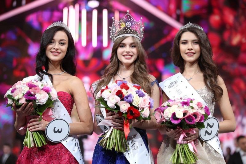 Корону «Мисс Россия 2019» забрала 20-летняя Алина Санько будущий архитектор из Азова