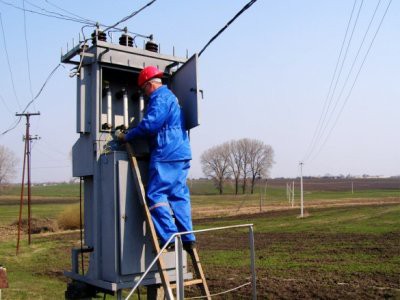 В России 136 раз могут увеличить плату за подключение к электросетям