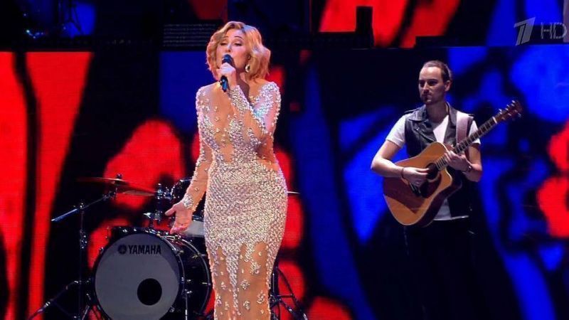На смену «королеве шансона» Успенской пришла Самбурская, забрав одну из наград «Шансон года-2019»