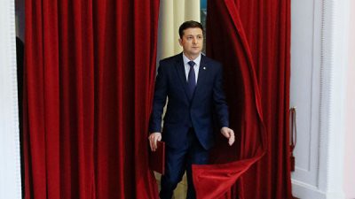 Как Зеленский будет выстраивать отношения с Россией и Западом?