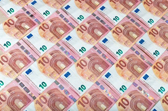Прогноз курса евро на июль 2019 года — таблица по дням