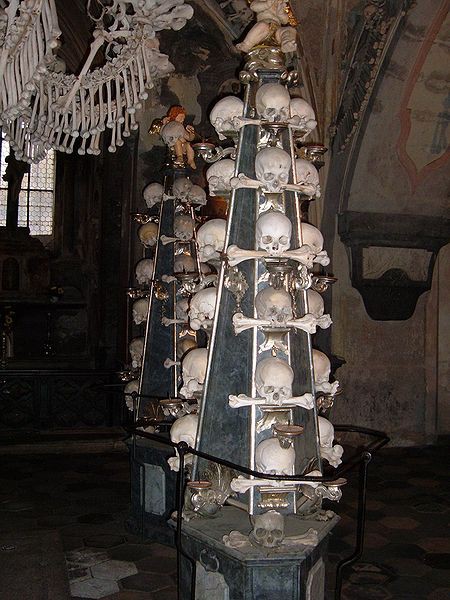 Храмы на костях: Христианские оссуарии (костницы) Храмы на костях: Христианские оссуарии (костницы)