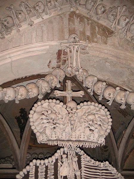 Храмы на костях: Христианские оссуарии (костницы) Храмы на костях: Христианские оссуарии (костницы)
