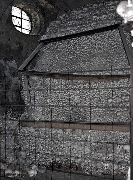 Храмы на костях: Христианские оссуарии (костницы) Храмы на костях: Христианские оссуарии (костницы)