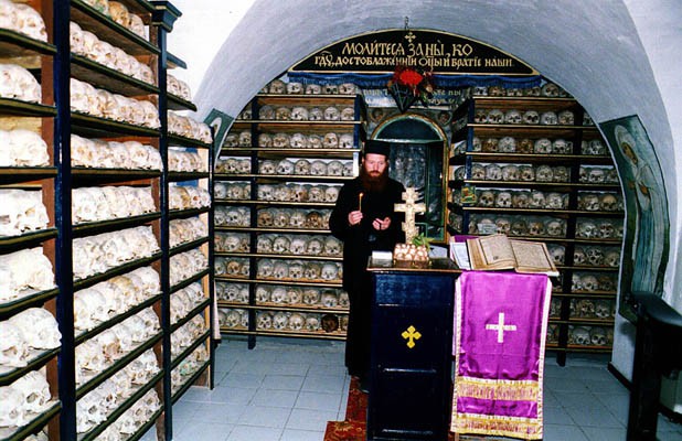 Храмы на костях: Христианские оссуарии (костницы) Храмы на костях: Христианские оссуарии (костницы)