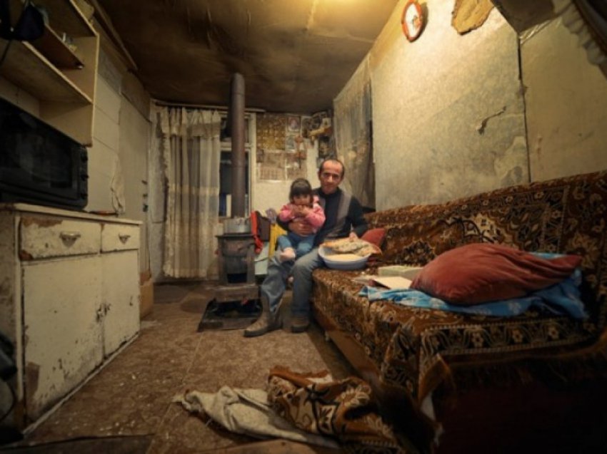 Почему семьи с детьми в России беднее, чем бездетные