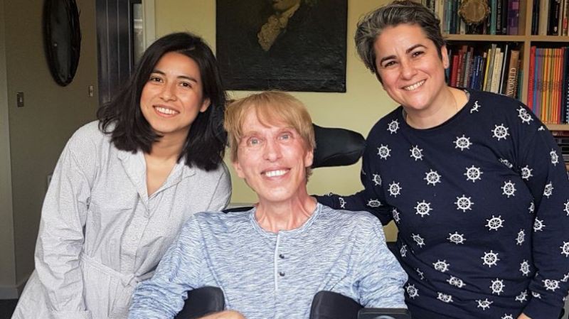 Смертельно больной ученый превращается в киборга