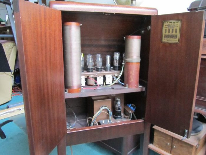 Лев Термен - советский отец космической музыки Лев Термен - советский отец космической музыки