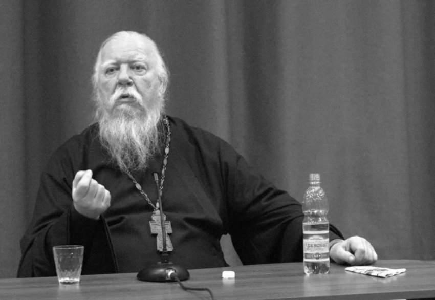 Бить «по роже» это эффективный метод! — утверждает представитель РПЦ