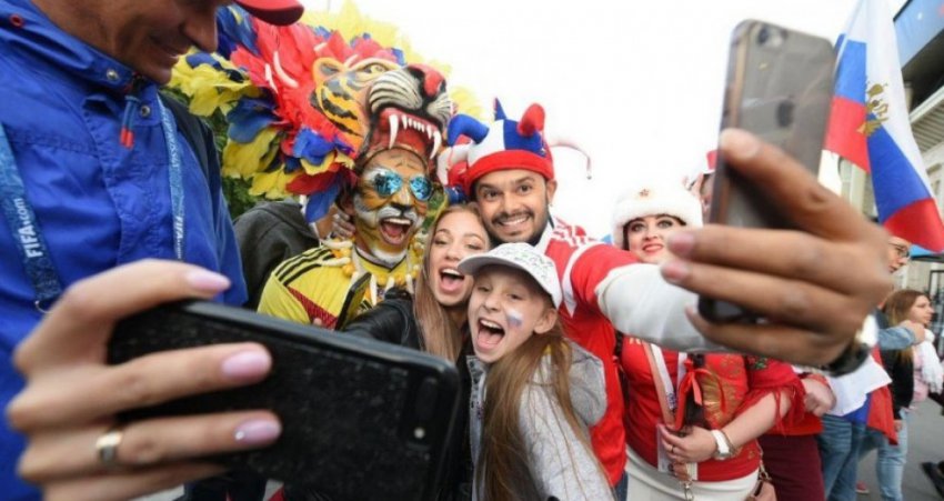 Погоня за гаджетами: сумасшедшие бедняки - винтики цифровой индустрии