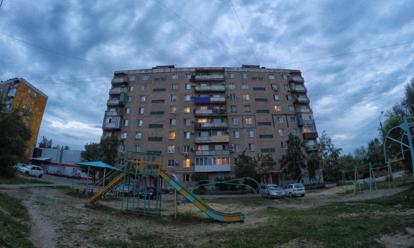 Москвичи назвали плюсы и минусы жизни в Москве и за МКАД в России