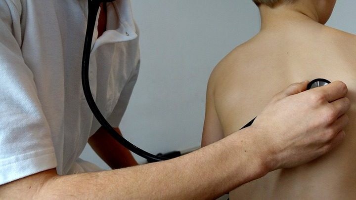 Всемирный день борьбы с пневмонией, отмечаемый 12 ноября, призван обратить внимание на высокую смертность от заболевания