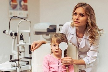 Астигматизм у детей лечится или нет: 5 способов лечения