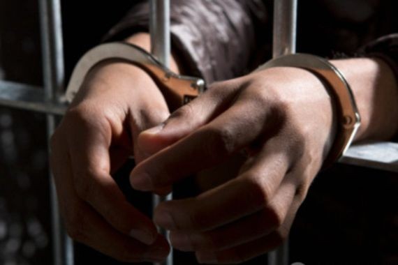 Пенсионер из Приморья несколько лет насиловал свою малолетнюю падчерицу
