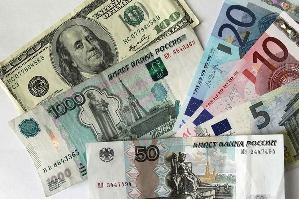 Назван курс доллара до конца года