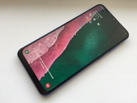 Эксперты составили Топ-5 лучших бюджетных смартфонов 2019 года