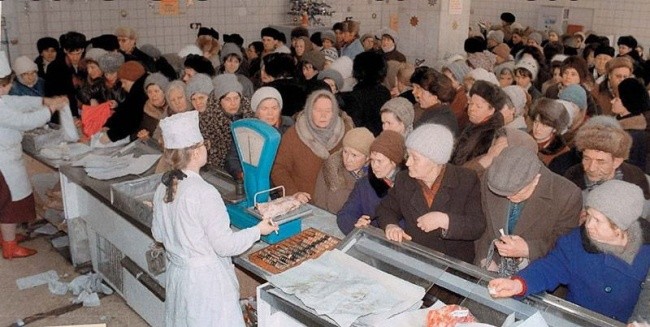 К Новому Году в СССР готовились еще летом. Фотоподборка