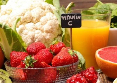 Врачи рекомендуют защищаться от коронавируса COVID-19 витамином С