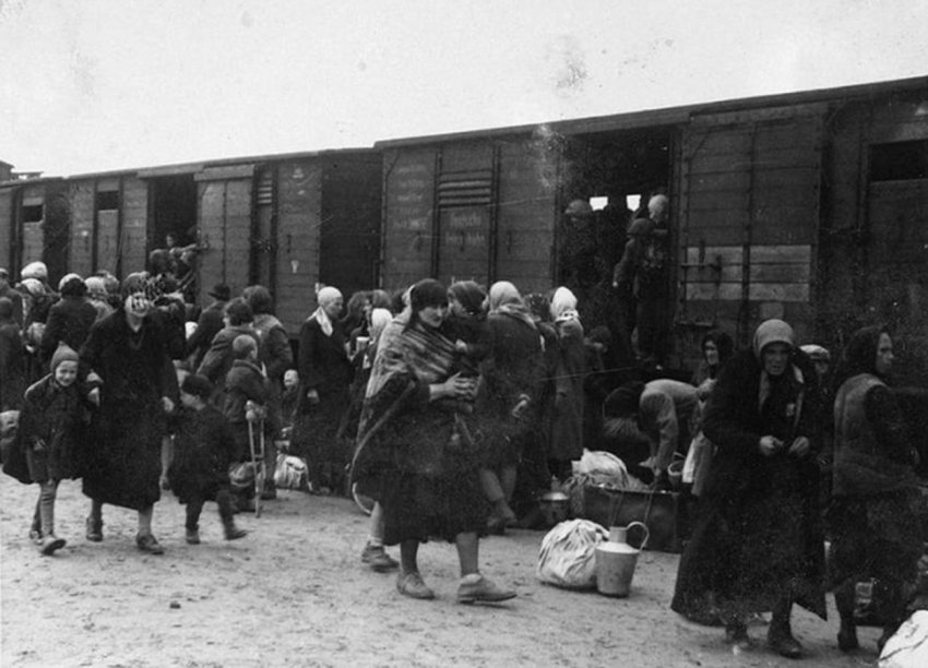 Как при Сталине переселяли и депортировали народы