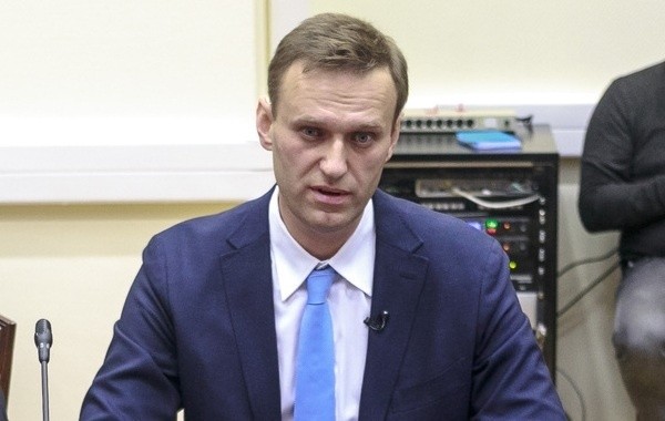 Навальный решил судиться "Матросскую тишину"