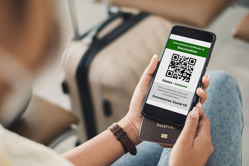 Как жителям Москвы получить и использовать для входа в рестораны QR-код COVID-19