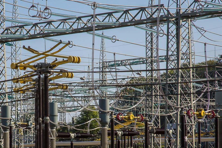 Украина открыто призналась в энергетическом каннибализме при отступлении