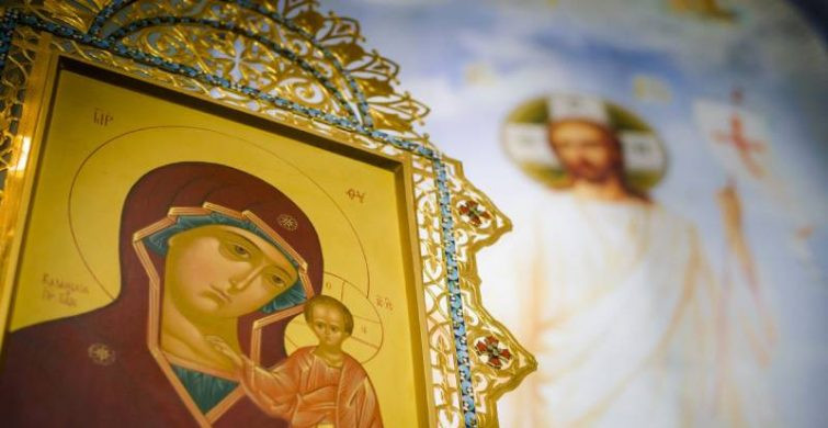 «Плачущие» святые лики: Тайны мироточащих православных образов — взгляды Церкви и науки на их происхождение