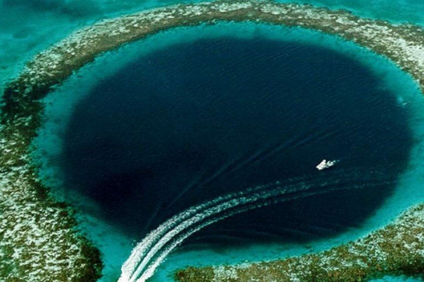 На Земле найдена неизвестная дыра, у которой нет дна: ученые озадачены открытием