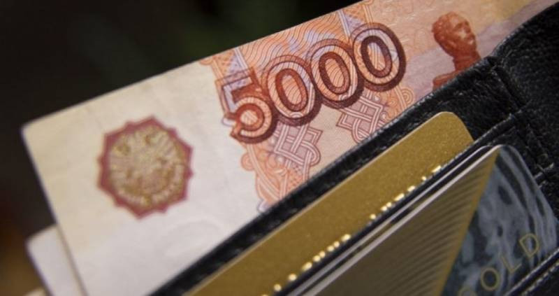 Родители детей до 23 лет: в России планируют увеличить пособия