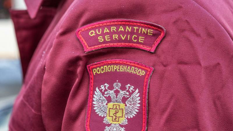 Просрочка, отсутствие воды и антисанитария: Роспотребнадзор закрыл более полусотни «Светофоров»