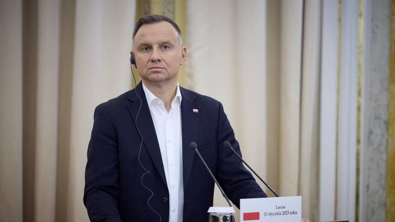 Дуда предлагает США разместить ядерное оружие в Польше: новая стратегическая инициатива