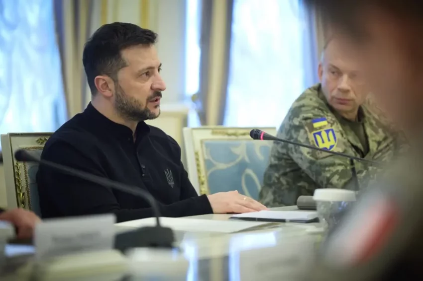 Зеленский снова обвинил коллективный Запад в «отсутствии давления» на Россию, продолжающую наносить удары по Украине