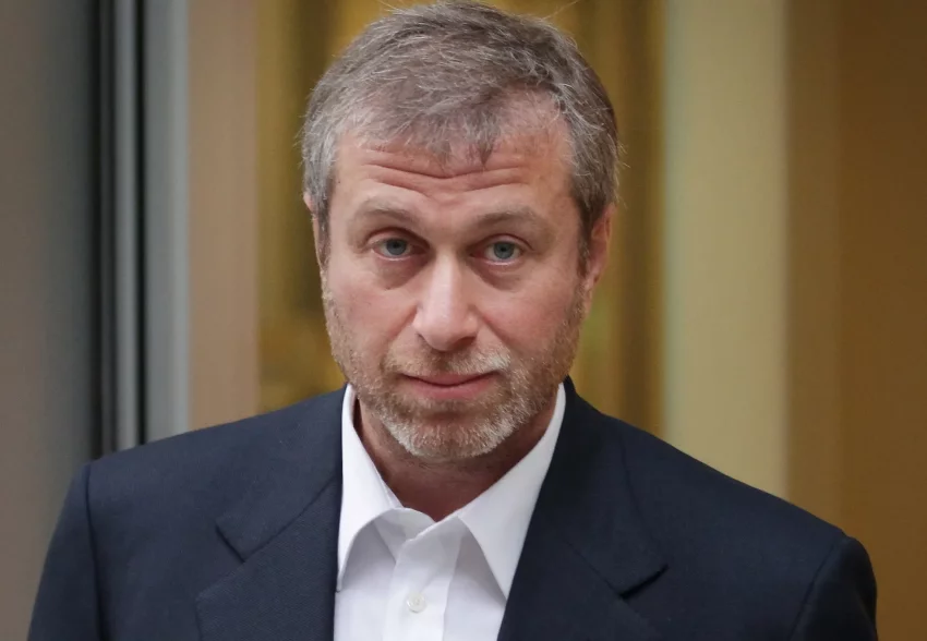 Роман Абрамович посетил спектакль в Екатеринбурге