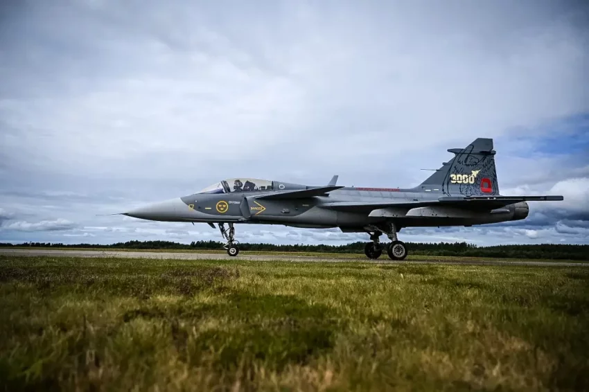 Мечтать не вредно: шведы вспомнили о ядерном оружии