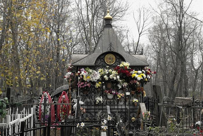 Места паломничества: 5 чудотворных могилок святых, где происходят чудеса и исцеления