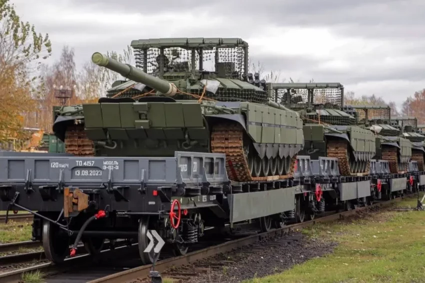 Британский эксперт: пойти на мирные переговоры Москву заставят проблемы в оборонной промышленности